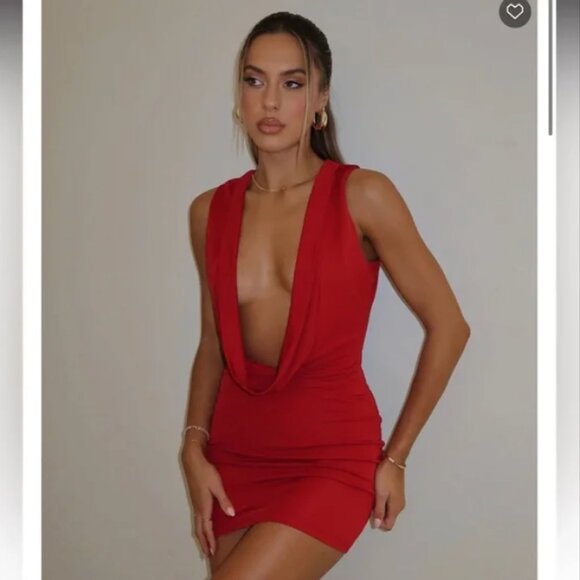 MEET ME AT THE BAR RED MINI DRESS DEEP PLUNGE XXS - Picture 1 of 7
